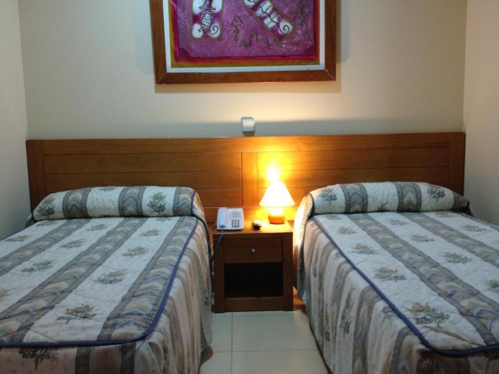 Hostal Aeropuerto Мадрид Номер фото